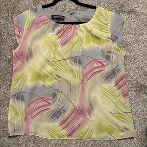 Jones New York Women's Pink and Yellow Silk Cap Sleeve Blouse PTP 22”